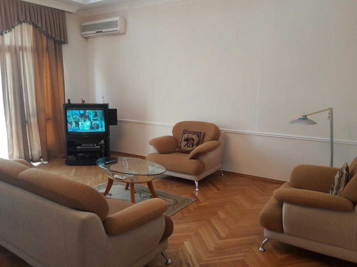Neftiannikov Avenue Apartment 바쿠 외부 사진